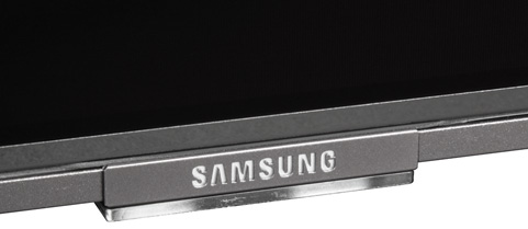 QLED-телевизор Samsung QE65Q9FAMUXRU, вид спереди