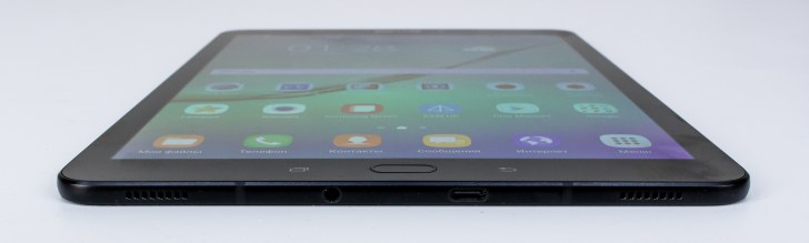 Samsung Galaxy Tab S3. Вид на разъемы