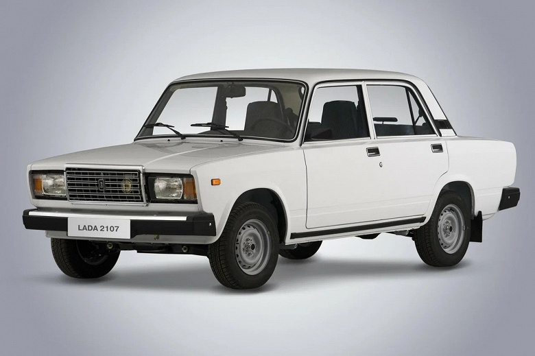 Только хардкор, только Lada 2107. «Семёрка» второй месяц подряд лидирует на российском рынке автомобилей с пробегом
