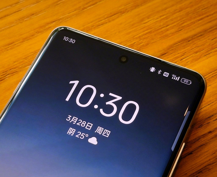 Первый в мире смартфон с поддержкой 5.5G появился не у Samsung и не у Huawei. В Китае запущена в коммерческую эксплуатацию первая в мире сеть 5.5G