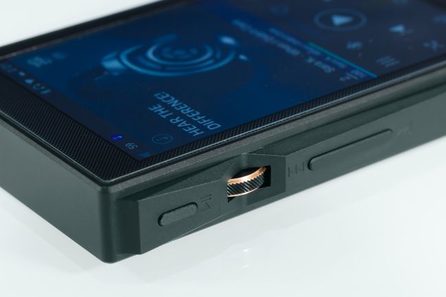 Аудиофильский плеер FiiO X5 III (3rd Gen) на базе dual mono AK4490 и ОС Android