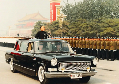 Огромный автомобиль для правительства Китая, который появится в свободной продаже. Hongqi L5 оценили в 680 000 долларов