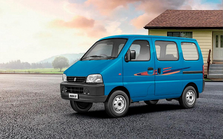В Россию привезли крошечный семиместный минивэн из Индии, который основан на модели 2001 года. За Maruti Suzuki Eeco просят почти 2 млн рублей